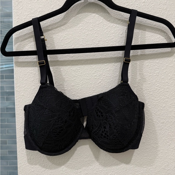Lively Other - NWOT Lively Black Lace Bra